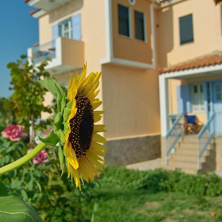Vila Marita Lisvori Exteriér fotografie