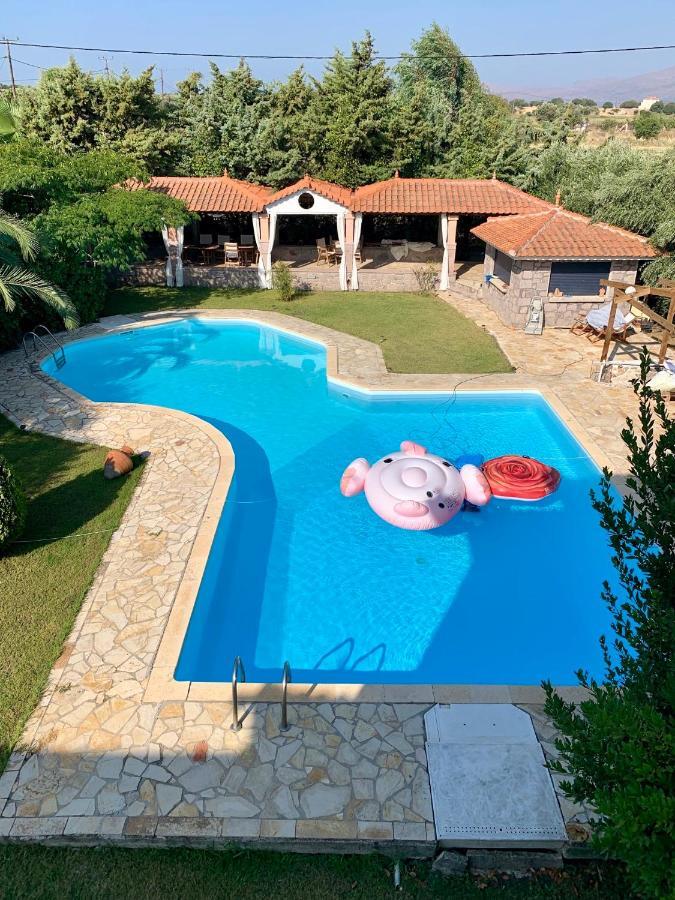 Vila Marita Lisvori Exteriér fotografie