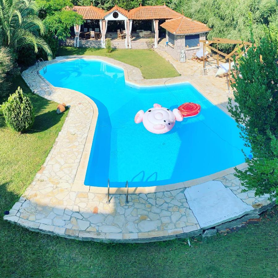 Vila Marita Lisvori Exteriér fotografie